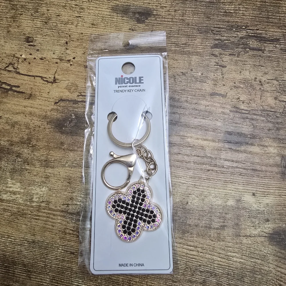 New Nicole Gold Flower Keychain with Rhinestones
